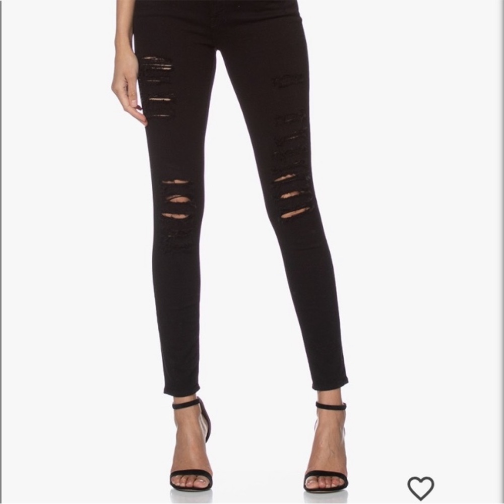 Frame Denim woman’s distressed black skinny jeans size 23